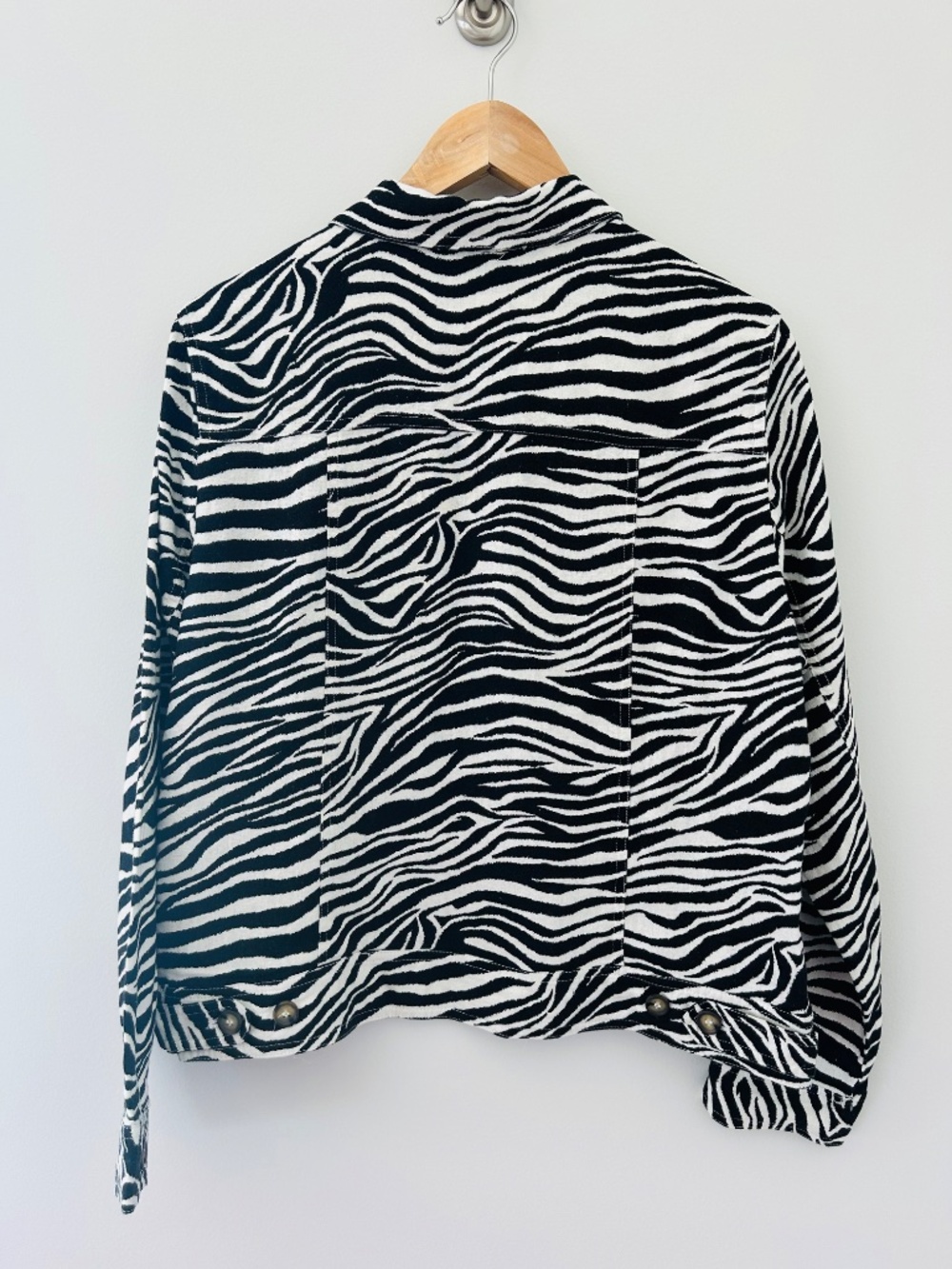 NWT Tahari Zebra Print Linen Blend Cropped Button-Up Jacket - Size Large - Picture 2 of 6